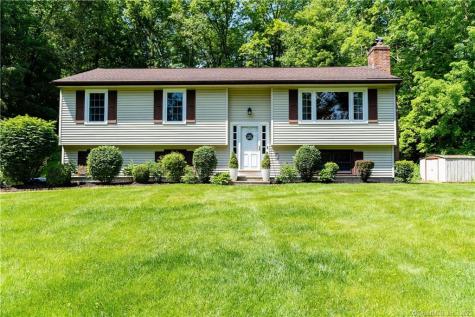 39 Putnam Road New Milford CT 06776
