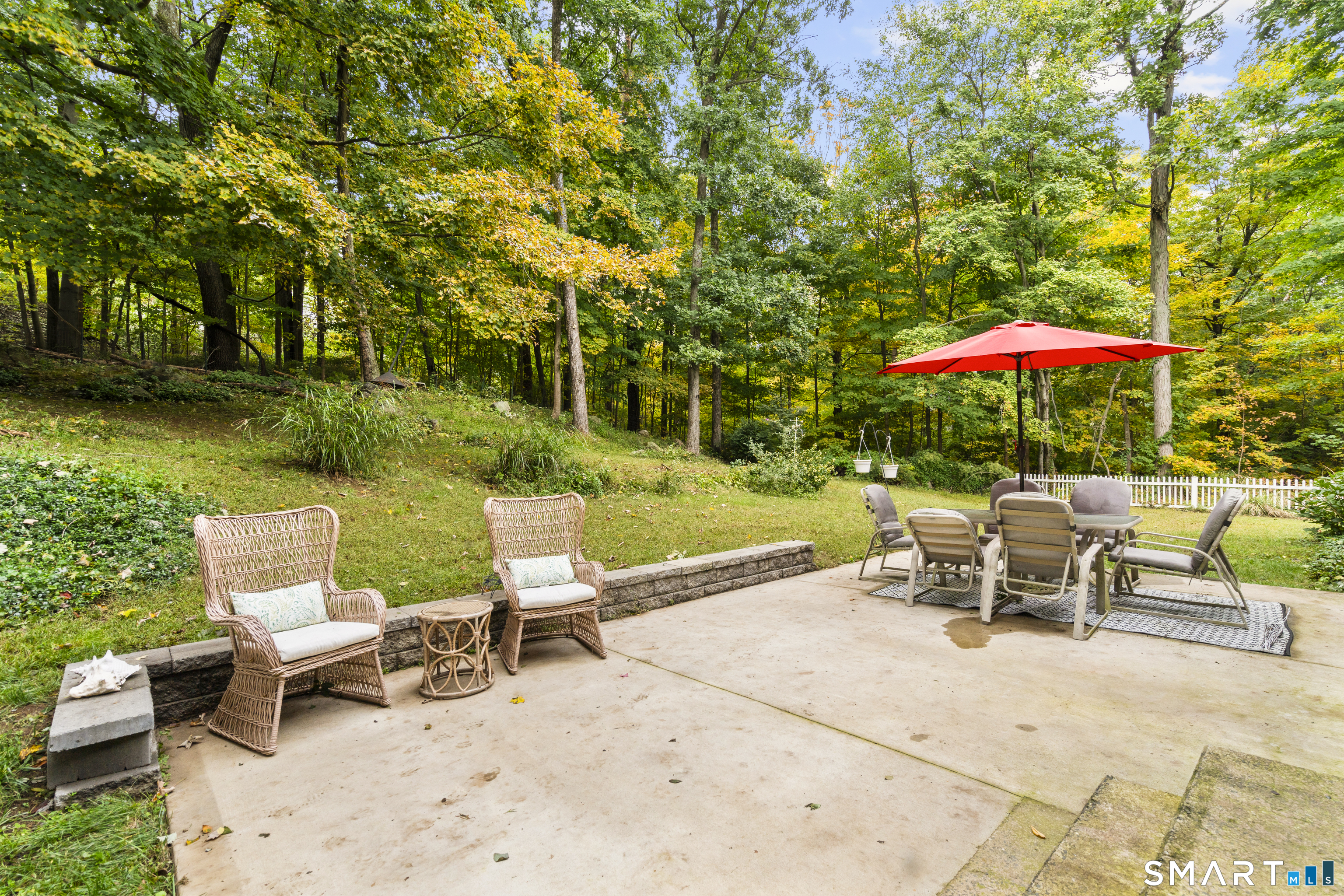 138 Red Robin Road Naugatuck CT 06770