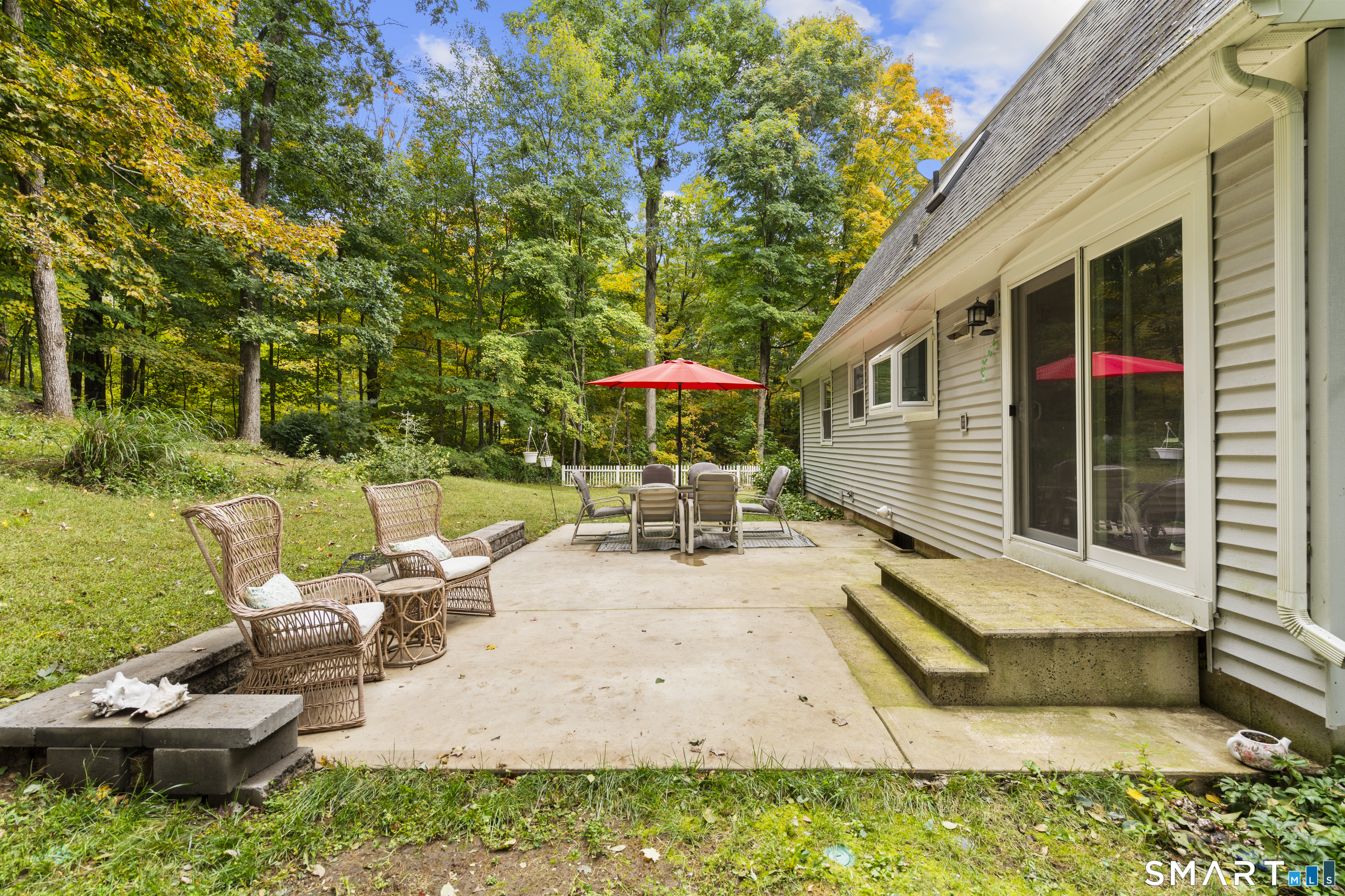 138 Red Robin Road Naugatuck CT 06770