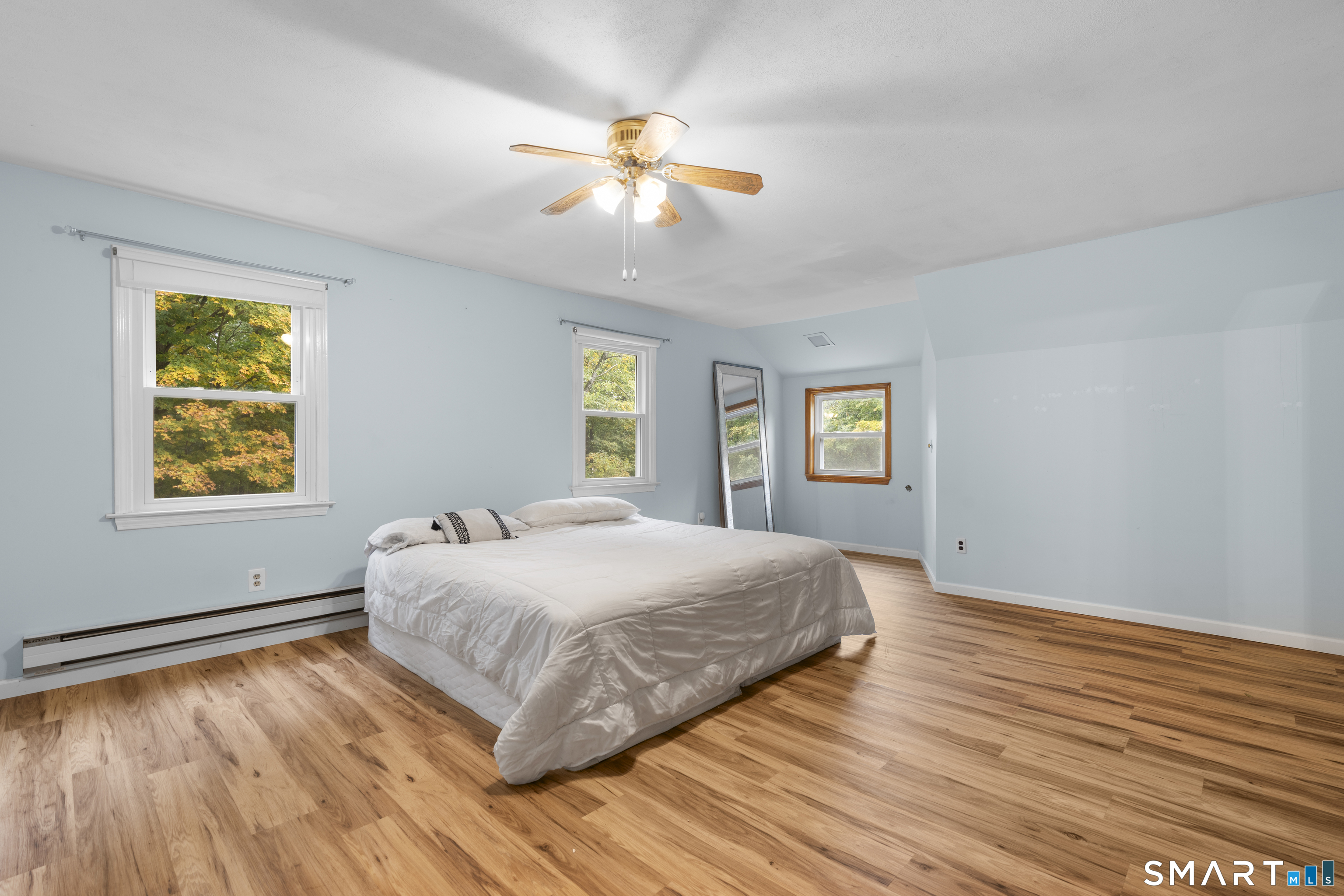 138 Red Robin Road Naugatuck CT 06770