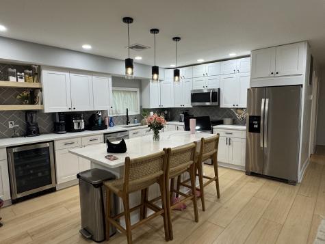 57 Lovers Lane Monroe CT 06468