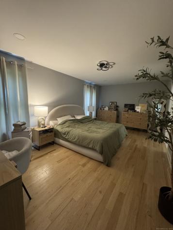 57 Lovers Lane Monroe CT 06468