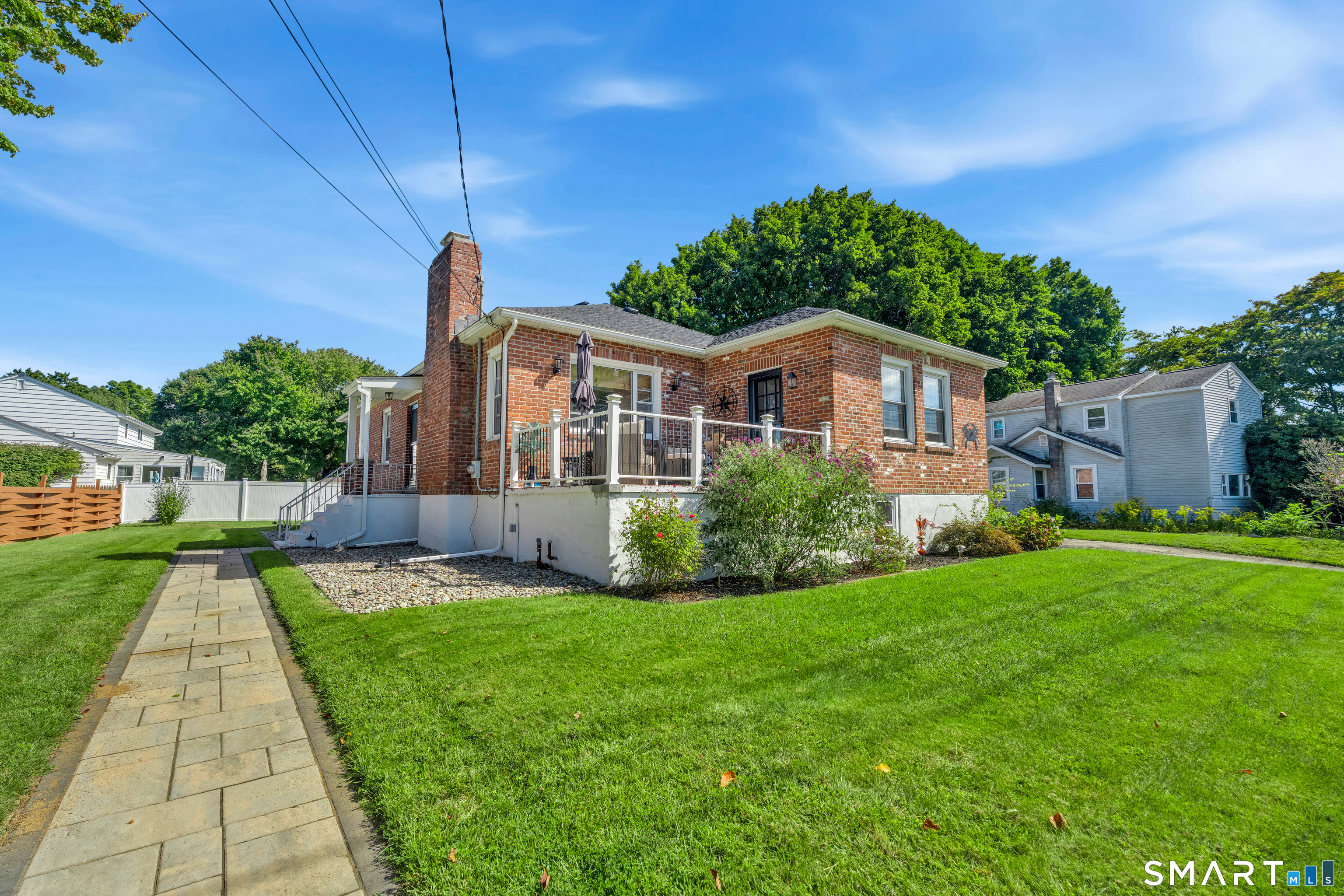 69 Niantic River Road Waterford CT 06385