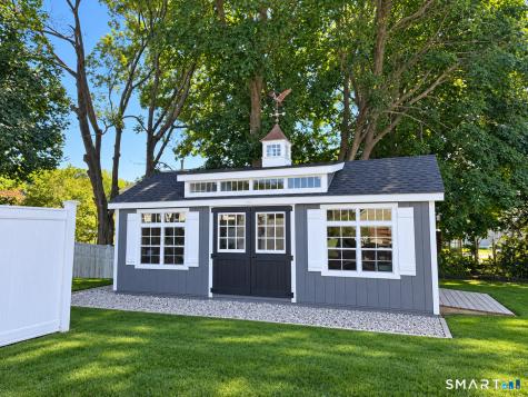 69 Niantic River Road Waterford CT 06385