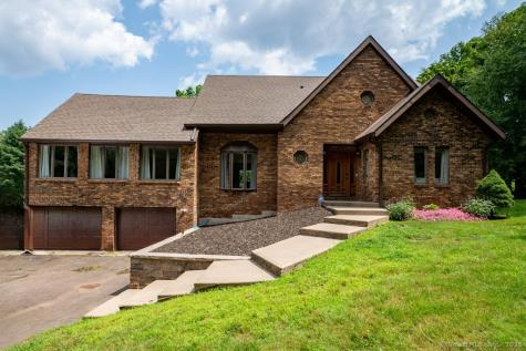 78 Blue Hills Road North Haven CT 06473