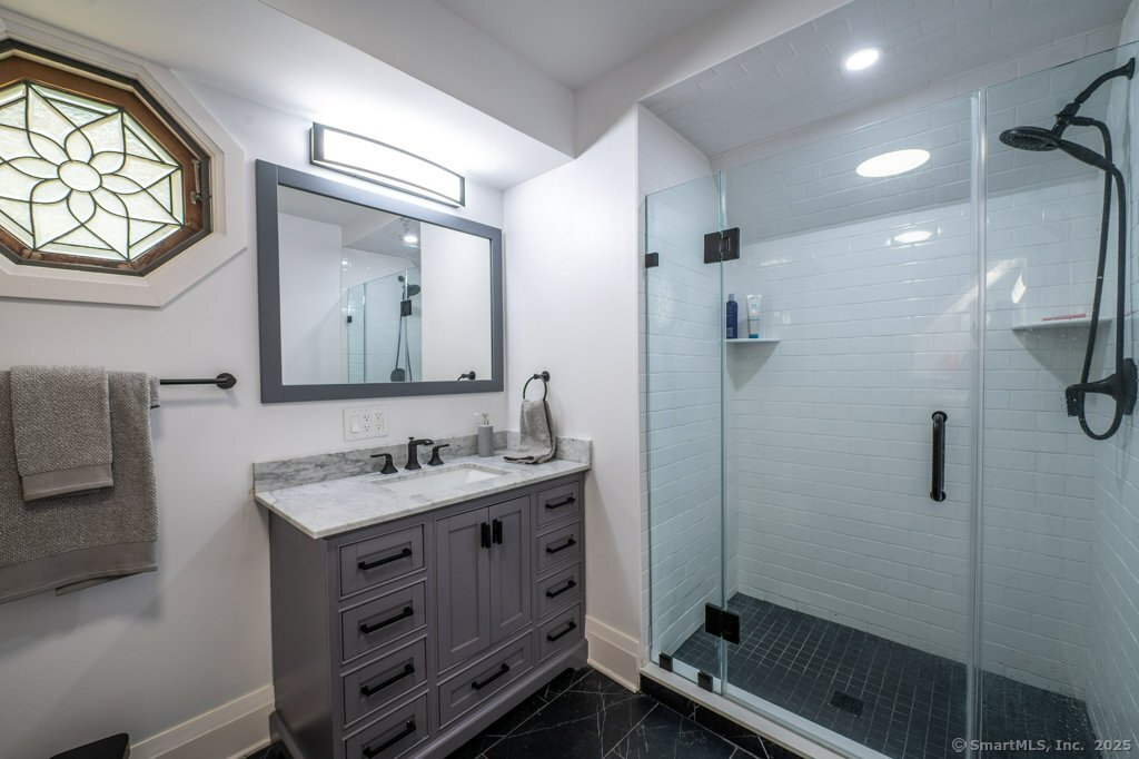 78 Blue Hills Road North Haven CT 06473