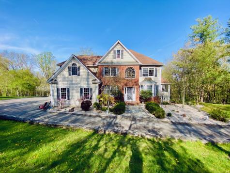 13 Society Hill Road Danbury CT 06811