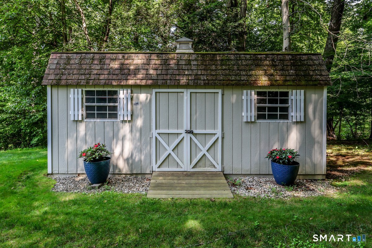 44 Old Green Road Newtown CT 06482