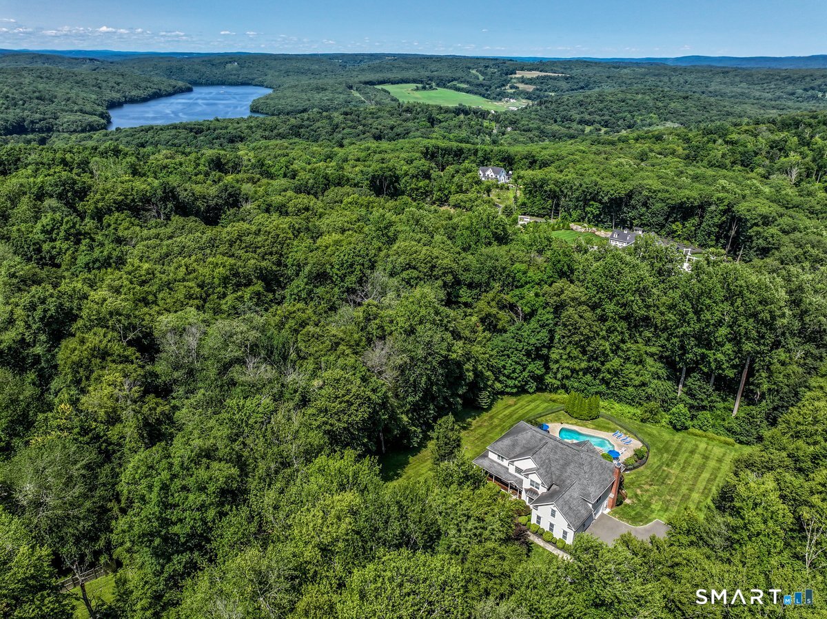 44 Old Green Road Newtown CT 06482