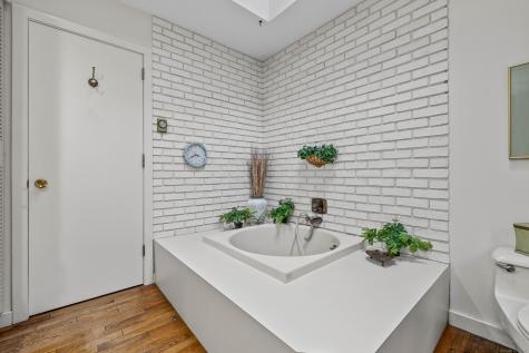 11 Neck Road Old Lyme CT 06371