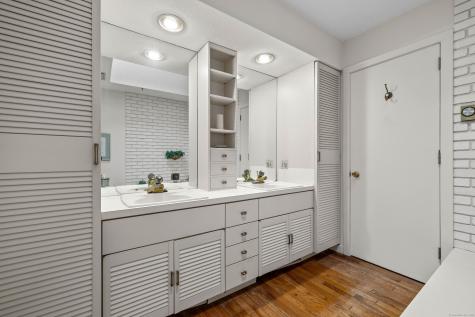 11 Neck Road Old Lyme CT 06371