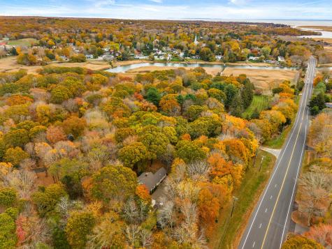 11 Neck Road Old Lyme CT 06371