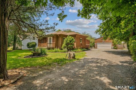 21 Goshen Road Waterford CT 06385