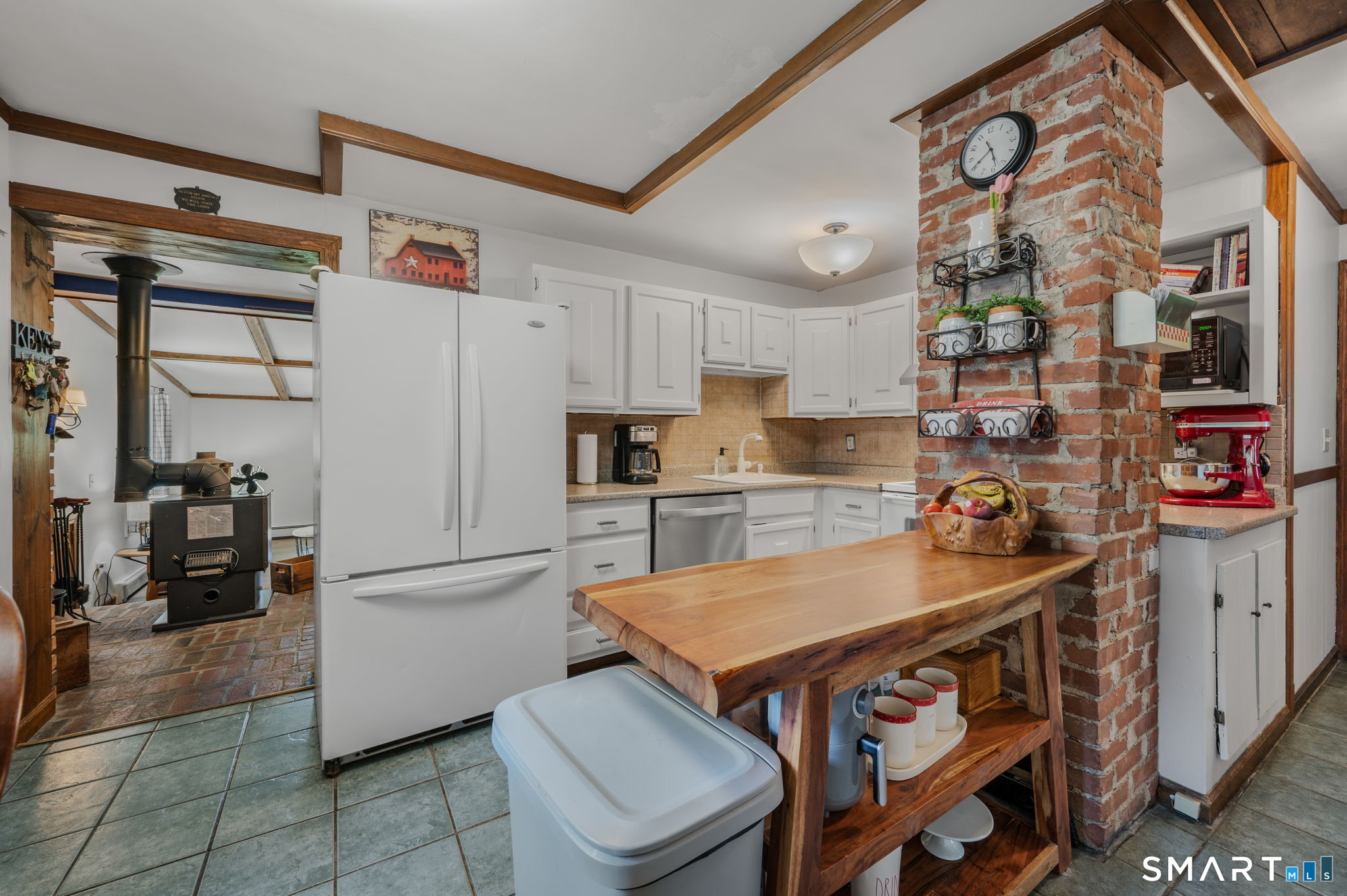 21 Goshen Road Waterford CT 06385