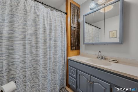 21 Goshen Road Waterford CT 06385