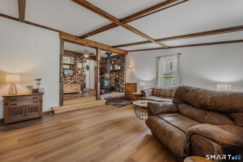 21 Goshen Road Waterford CT 06385