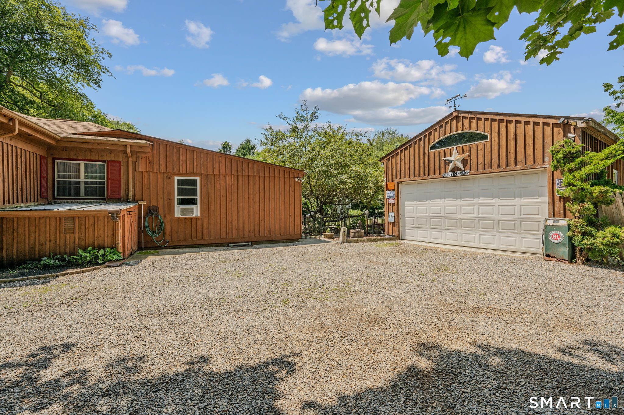 21 Goshen Road Waterford CT 06385