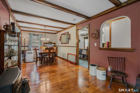 21 Goshen Road Waterford CT 06385