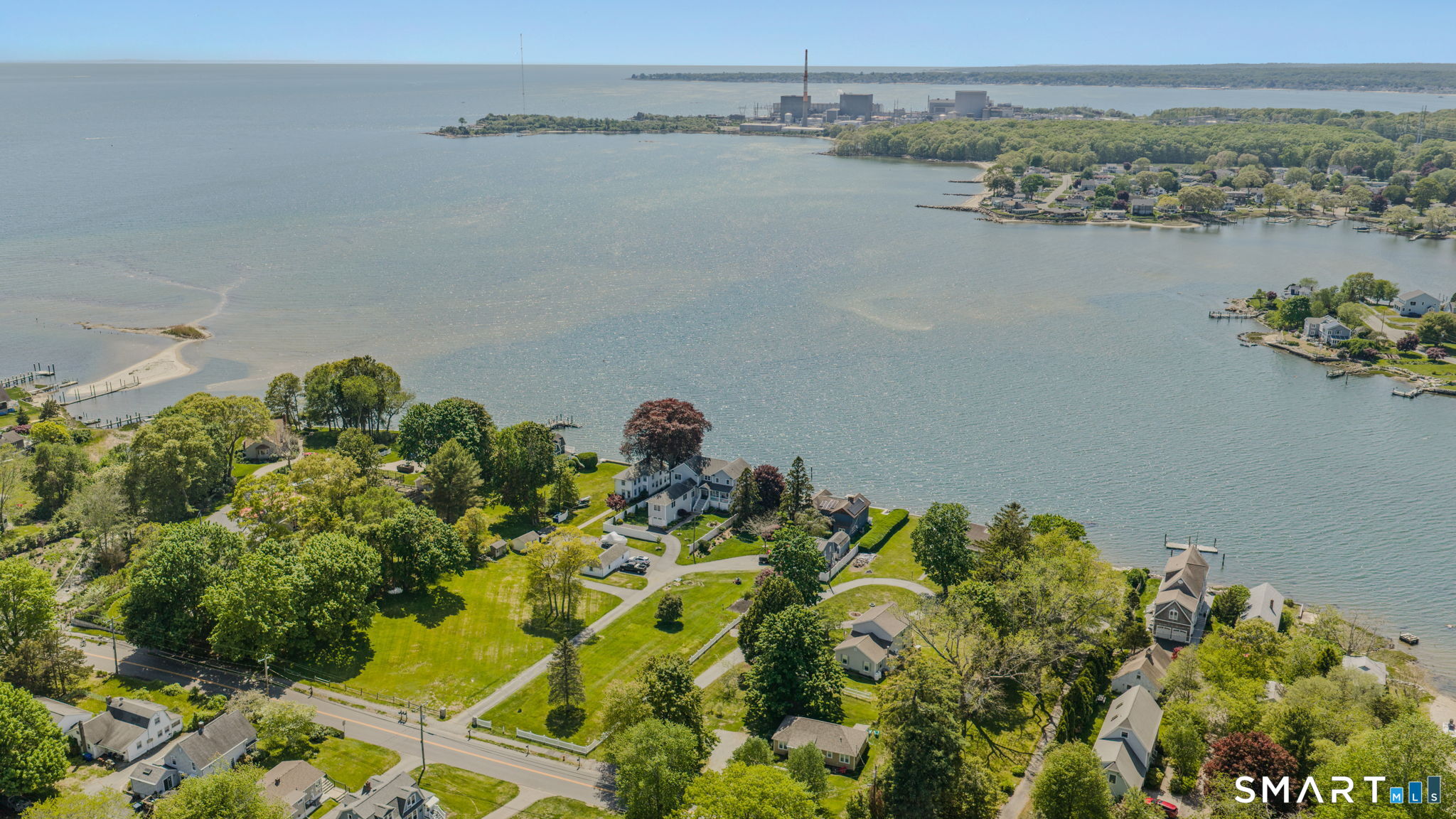210 Shore Road Waterford CT 06385