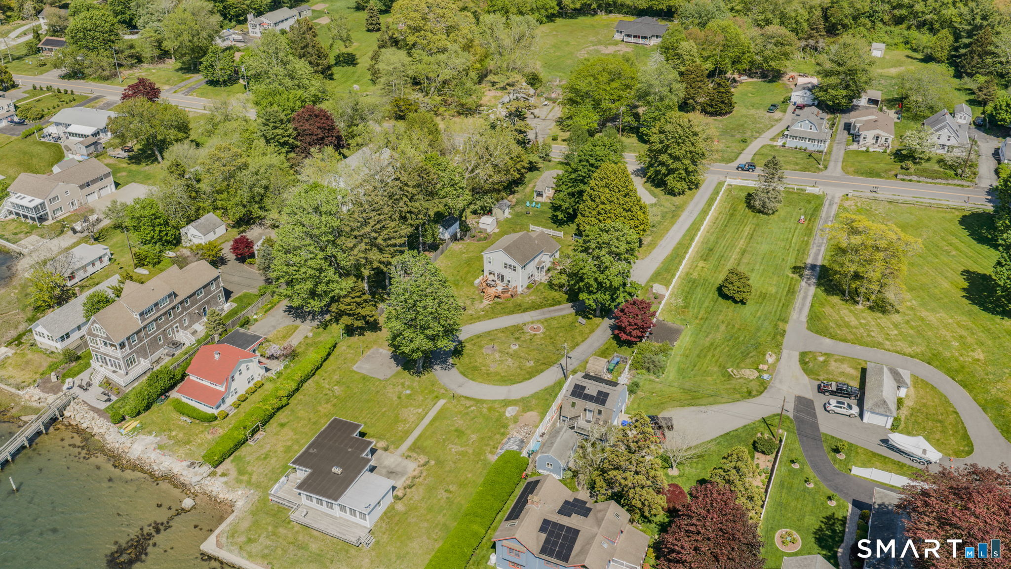 210 Shore Road Waterford CT 06385