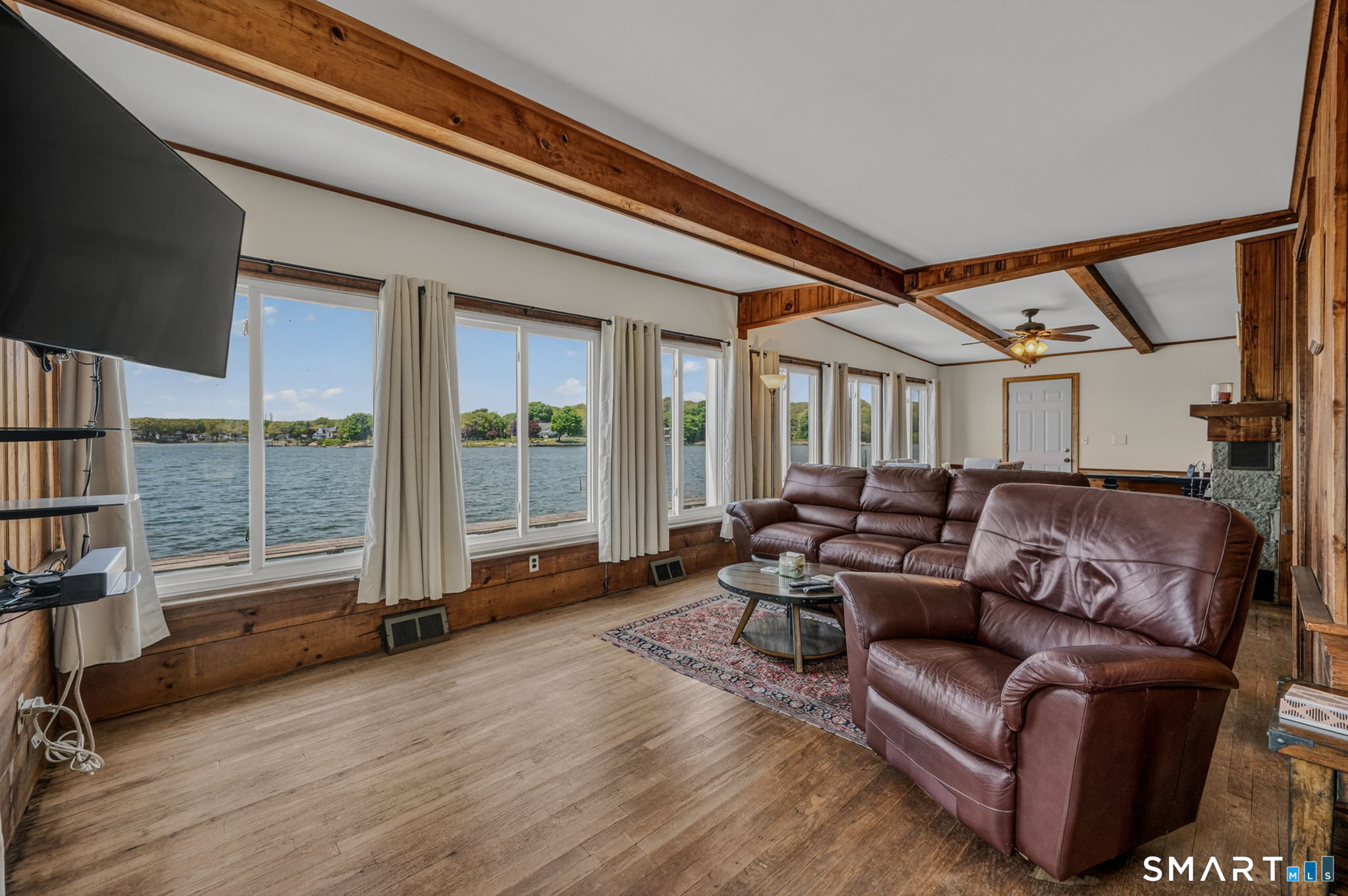 210 Shore Road Waterford CT 06385