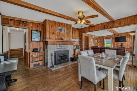 210 Shore Road Waterford CT 06385