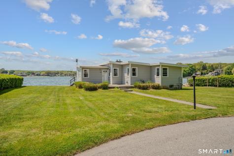 210 Shore Road Waterford CT 06385