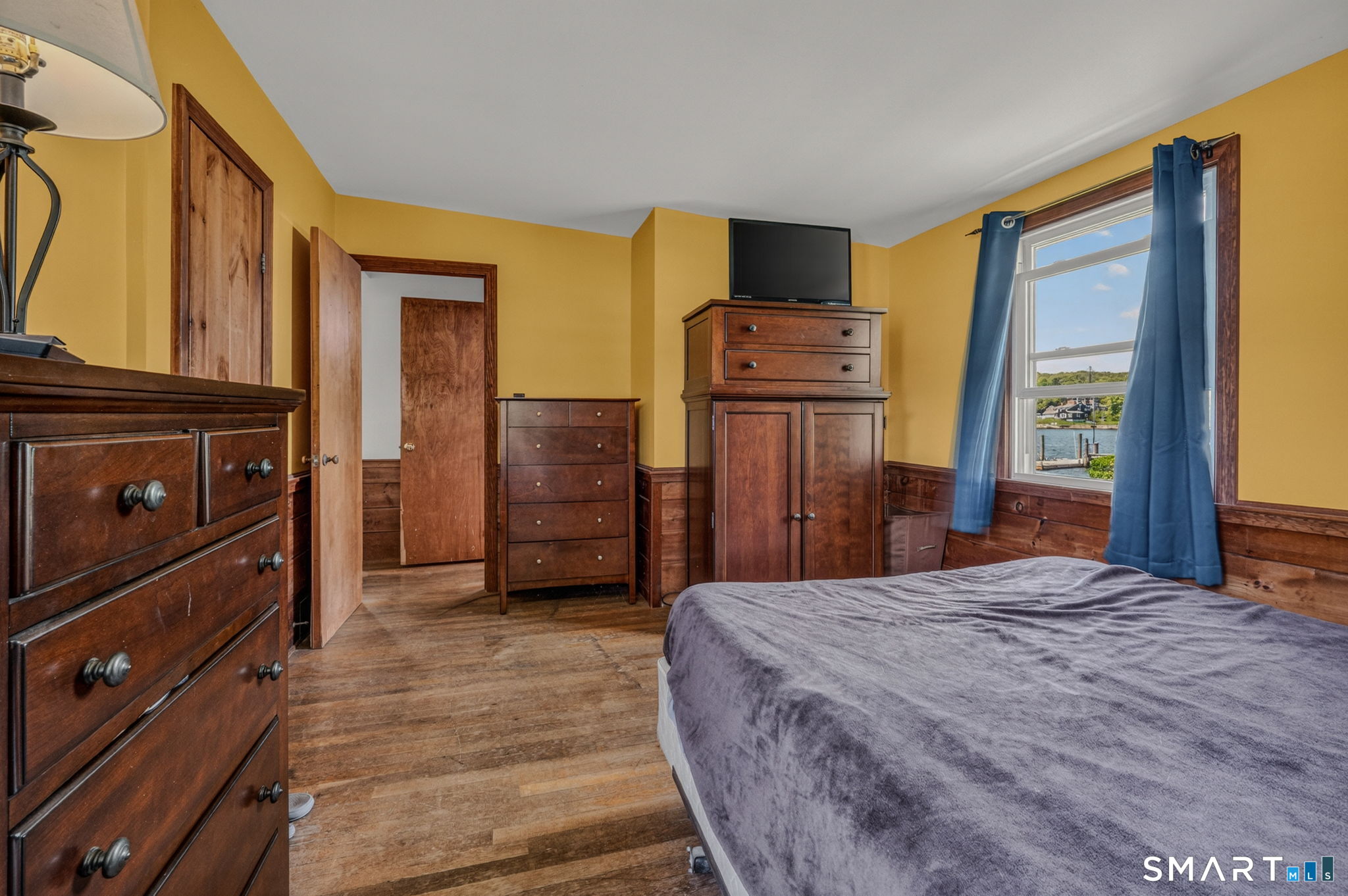 210 Shore Road Waterford CT 06385