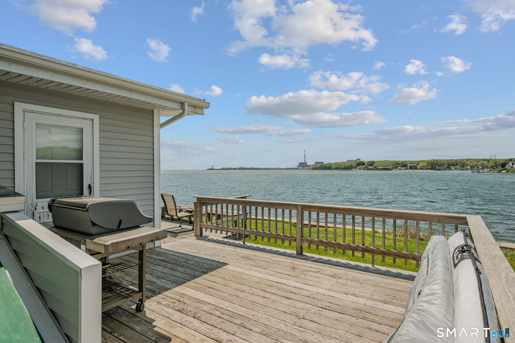 210 Shore Road Waterford CT 06385