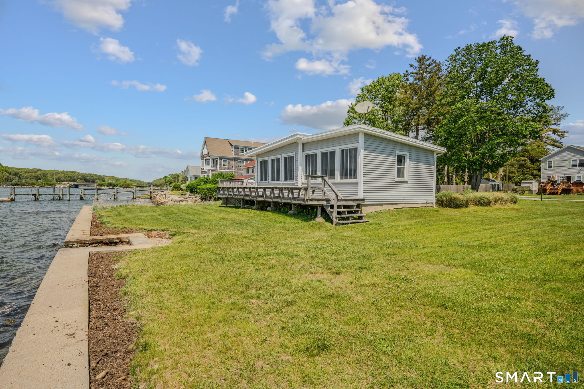 210 Shore Road Waterford CT 06385