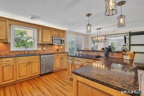 58 School House Road Wallingford CT 06492