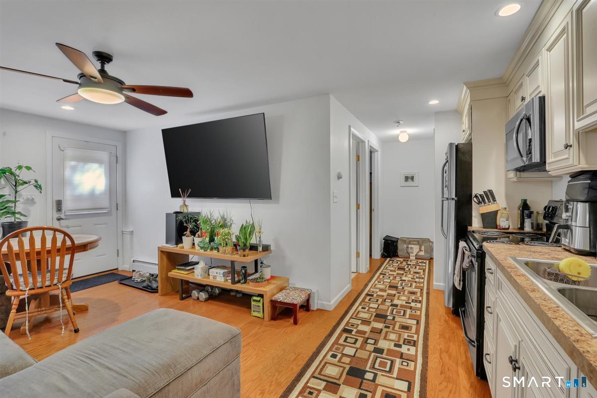 58 School House Road Wallingford CT 06492