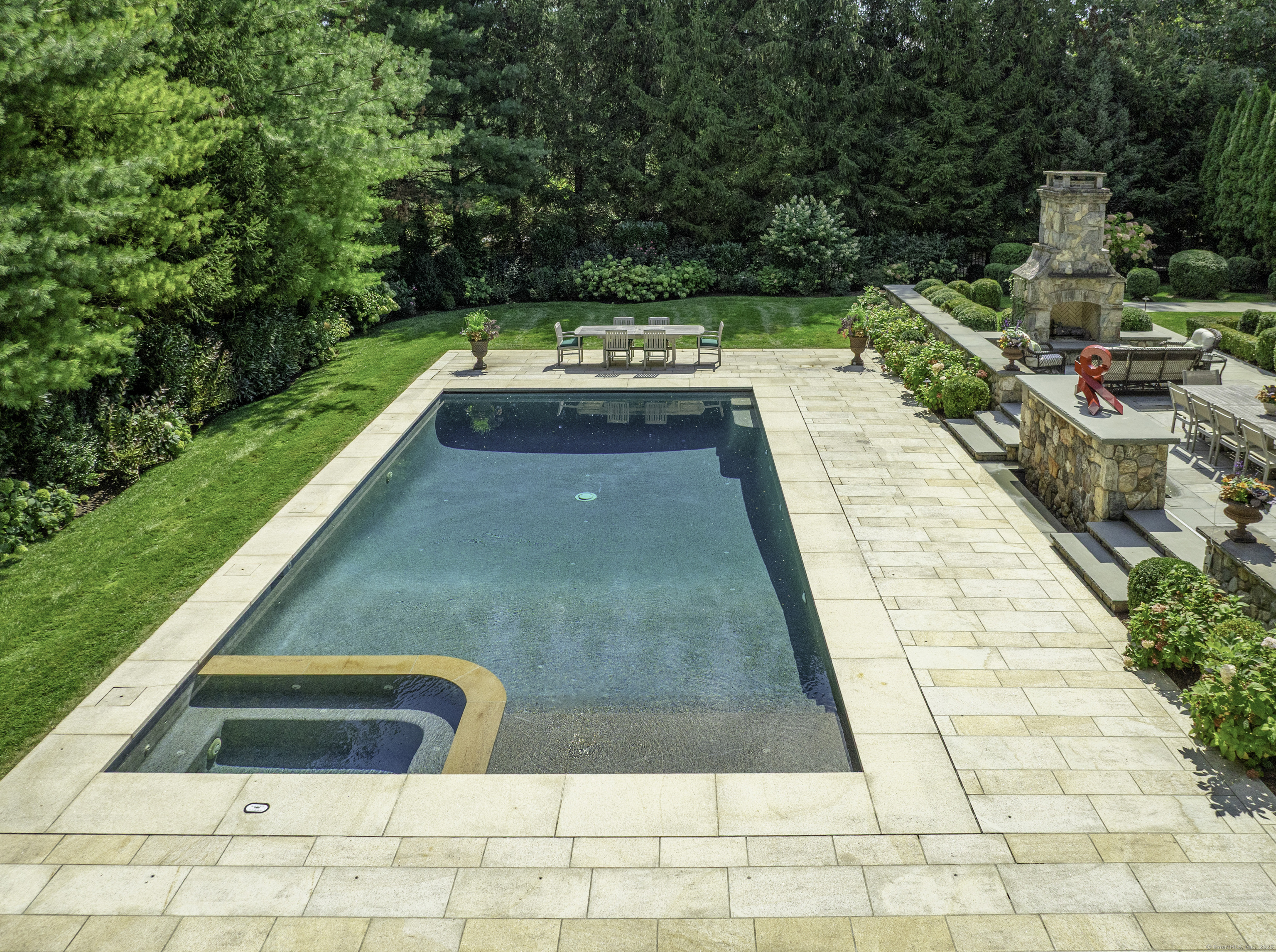 143 Oenoke Ridge New Canaan CT 06840