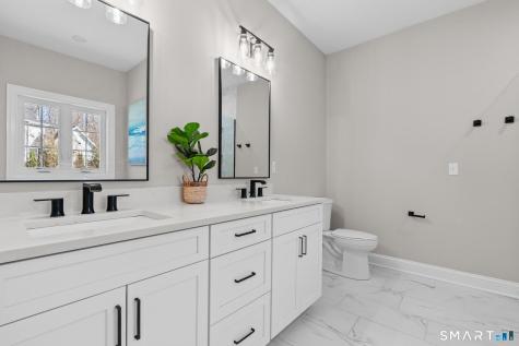 East Hampton CT 06424
