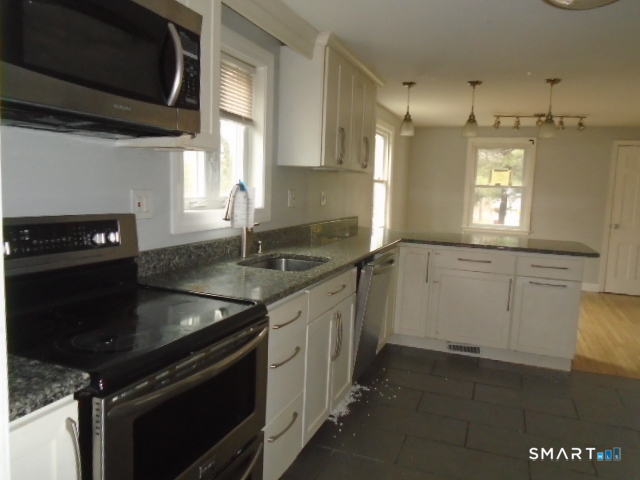 51 Two Mile Road Farmington CT 06032