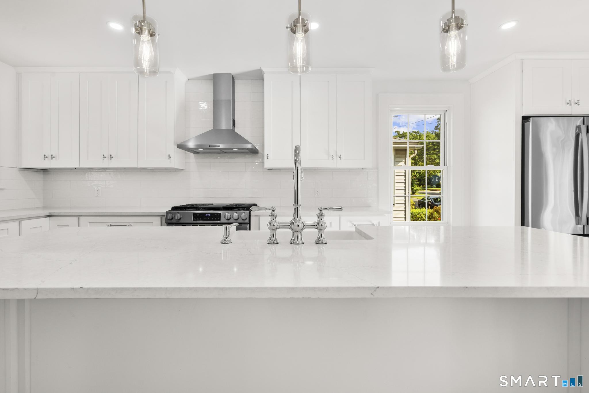 33 Rivercliff Drive Milford CT 06460