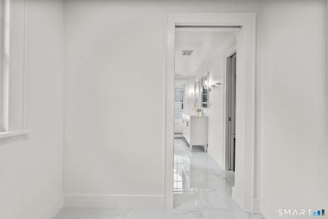 33 Rivercliff Drive Milford CT 06460