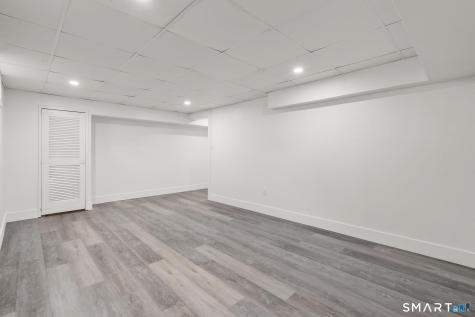 33 Rivercliff Drive Milford CT 06460
