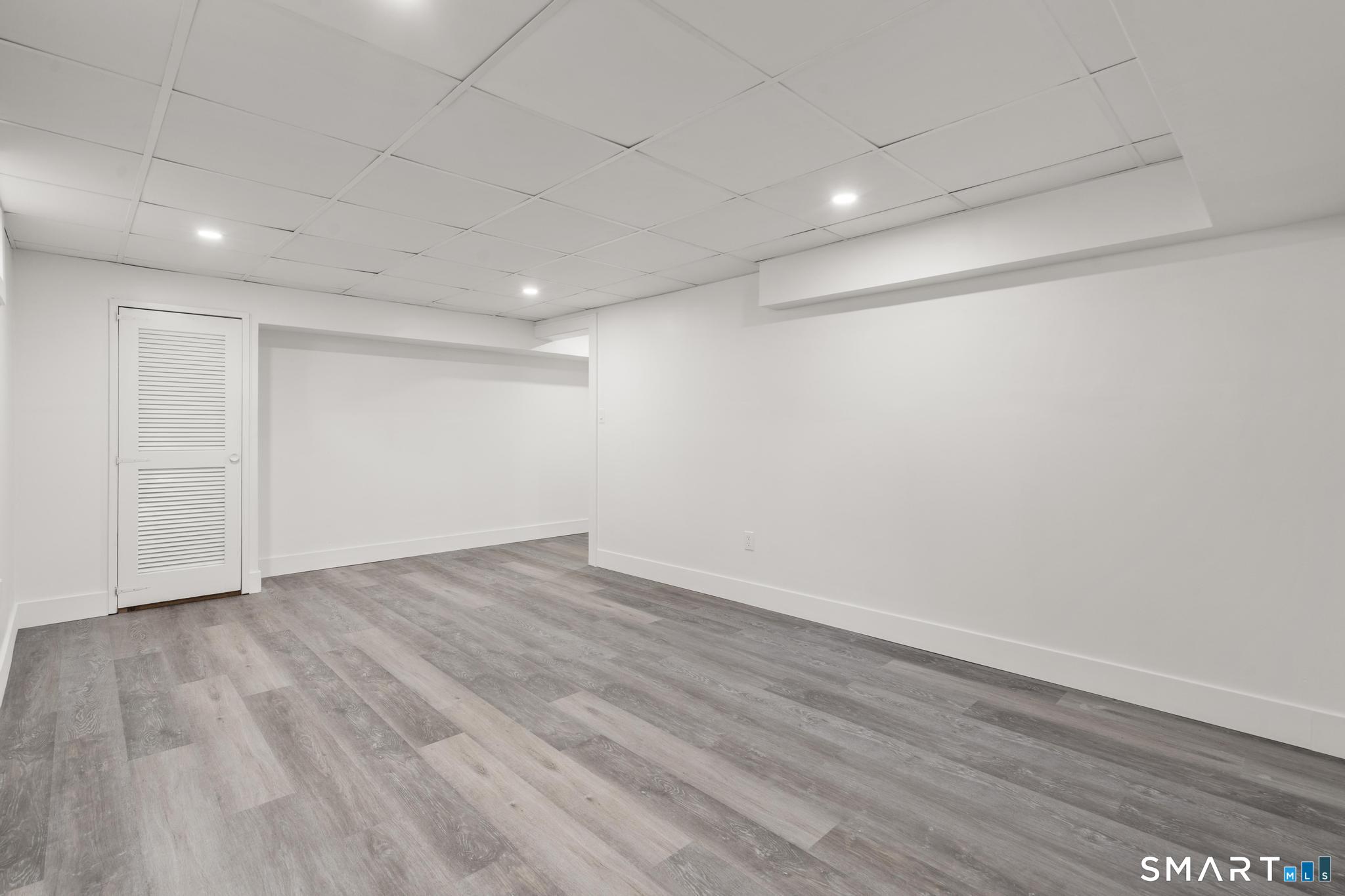 33 Rivercliff Drive Milford CT 06460