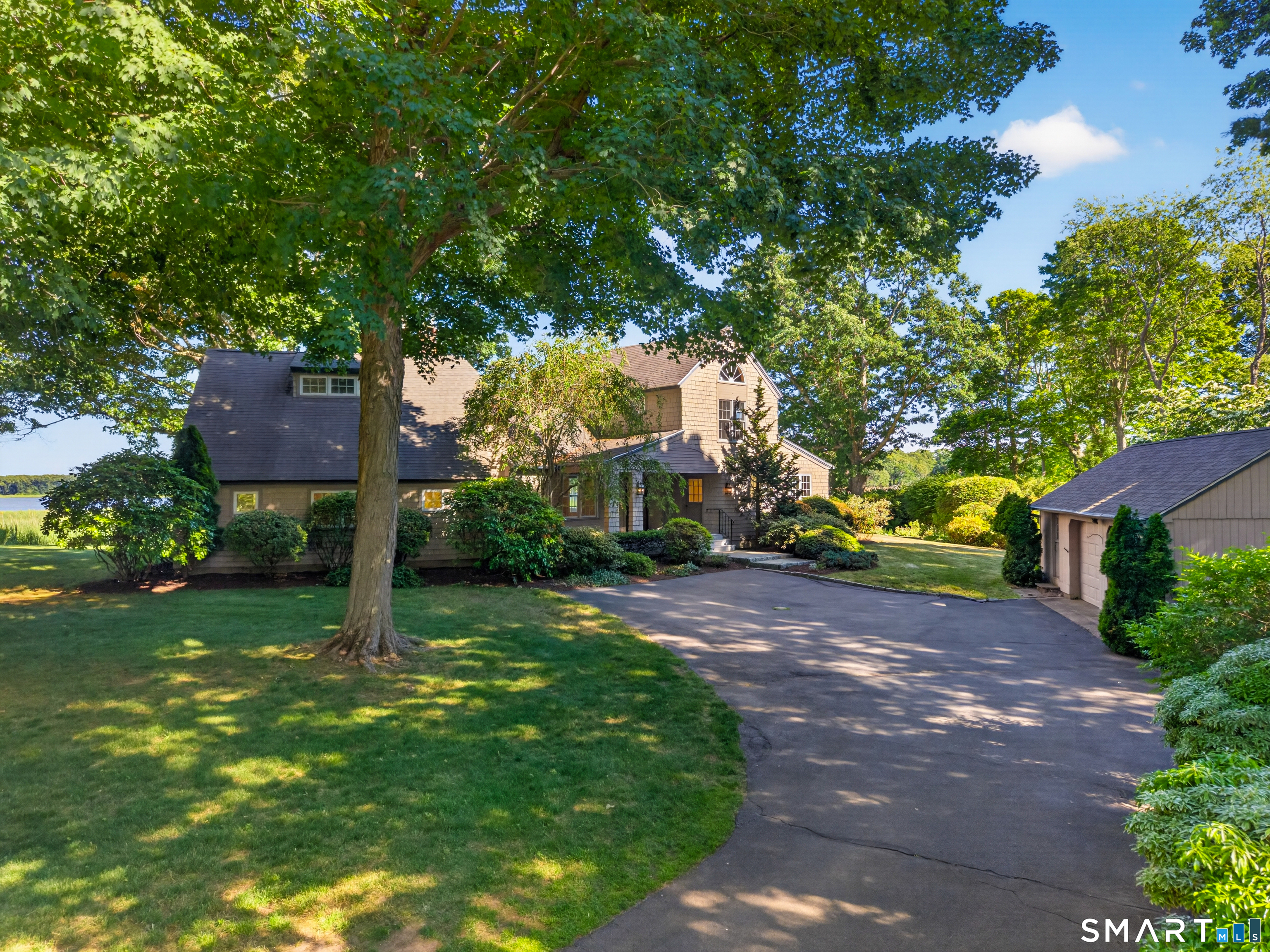 108 Maple Avenue Old Saybrook CT 06475