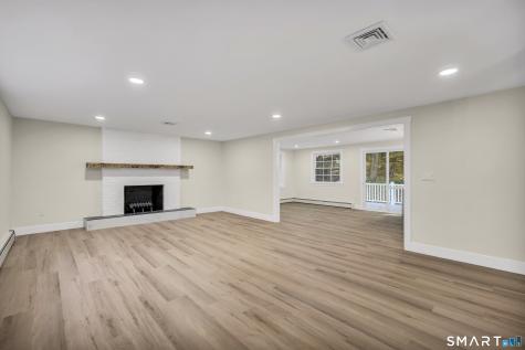 555 Simsbury Road Bloomfield CT 06002