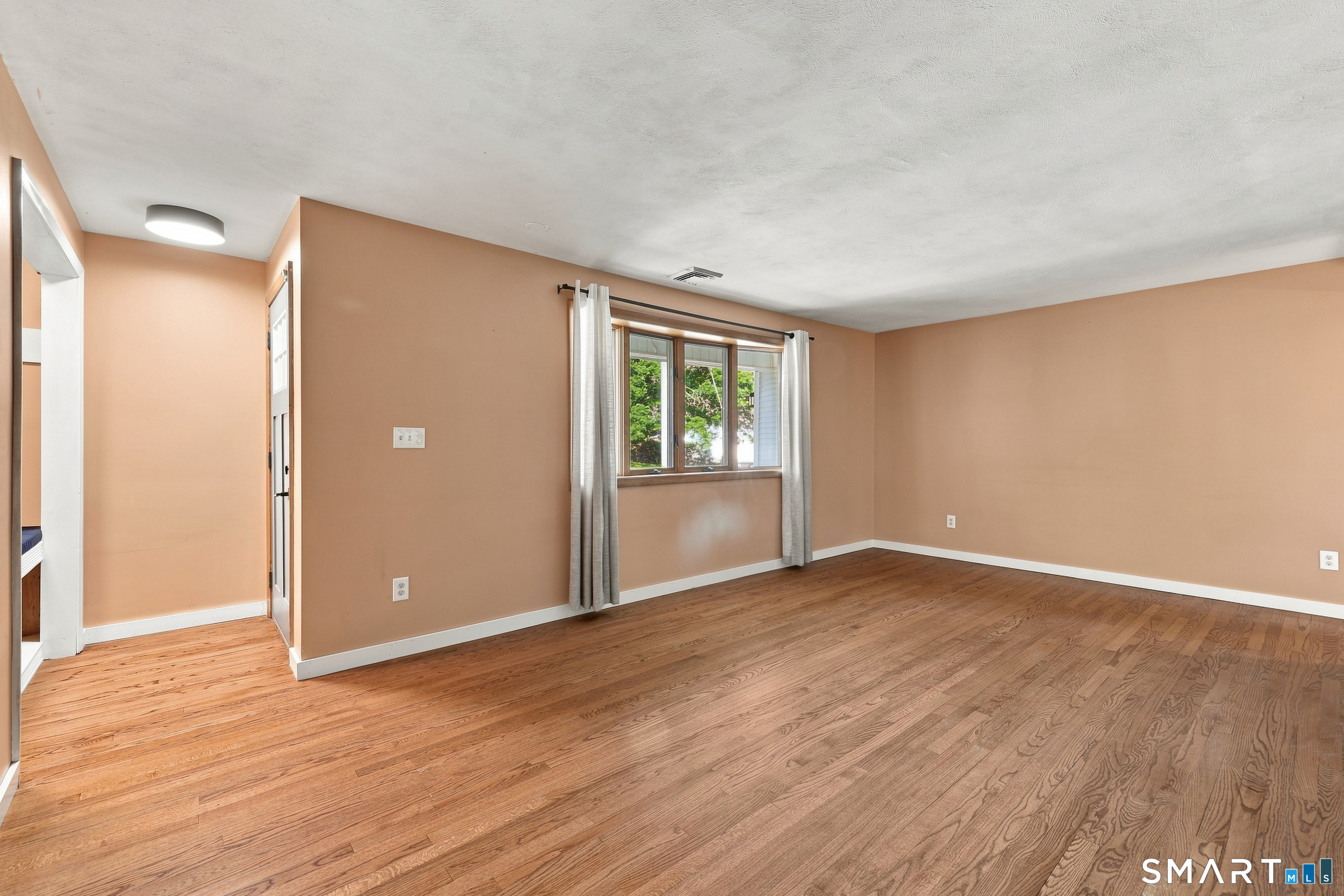 3 Brent Road Manchester CT 06042