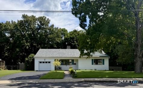 3 Brent Road Manchester CT 06042