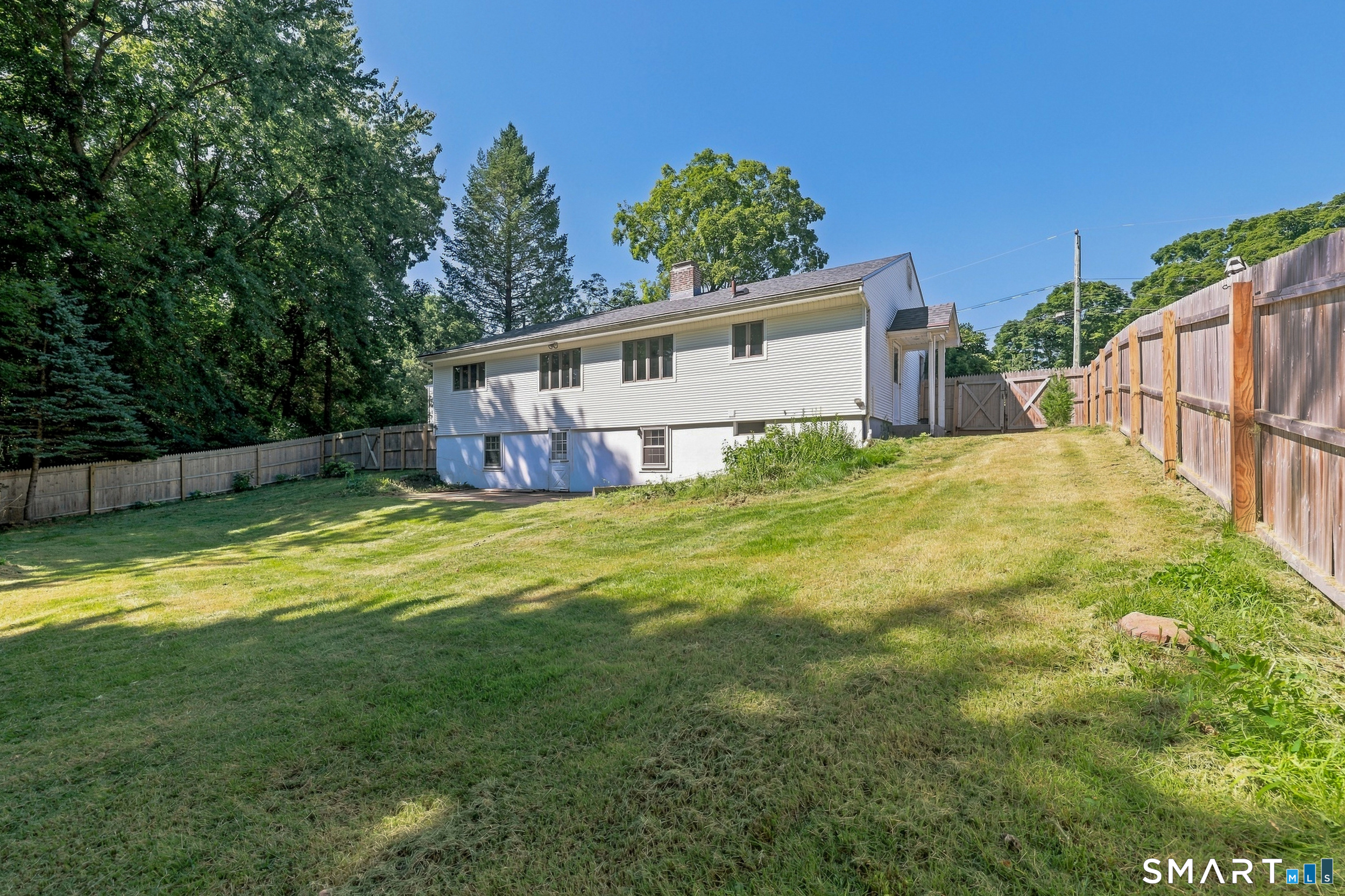 3 Brent Road Manchester CT 06042