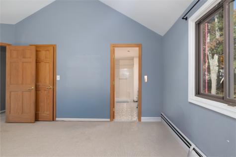 18 Meadowlark Road Simsbury CT 06092