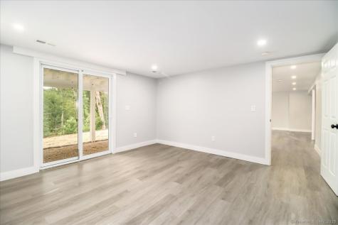 12 Deer Run Road Brookfield CT 06804