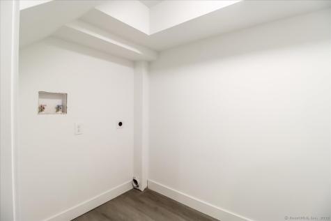 12 Deer Run Road Brookfield CT 06804