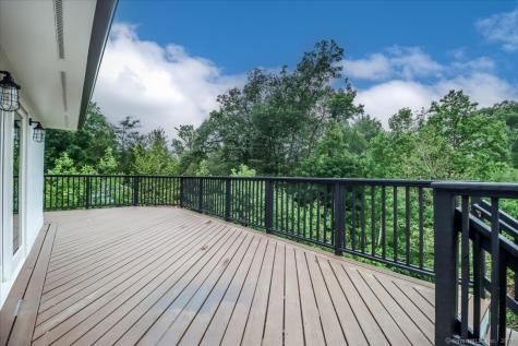 12 Deer Run Road Brookfield CT 06804