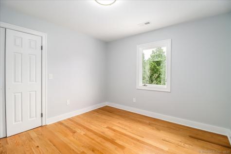 12 Deer Run Road Brookfield CT 06804