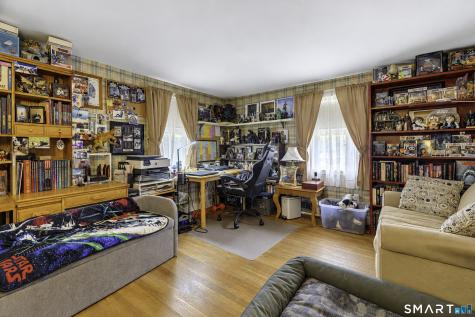 162 Pocono Road Brookfield CT 06804